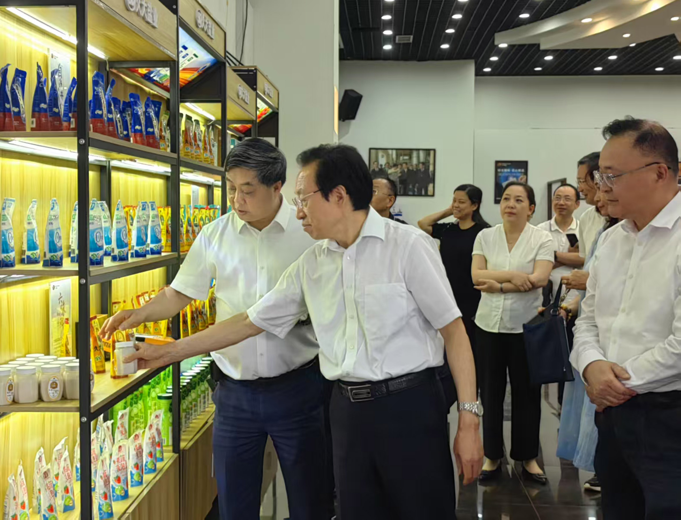 聚焦《工会法》落实  王菲副主任率队调研久大集团发展与职工权益保障工作