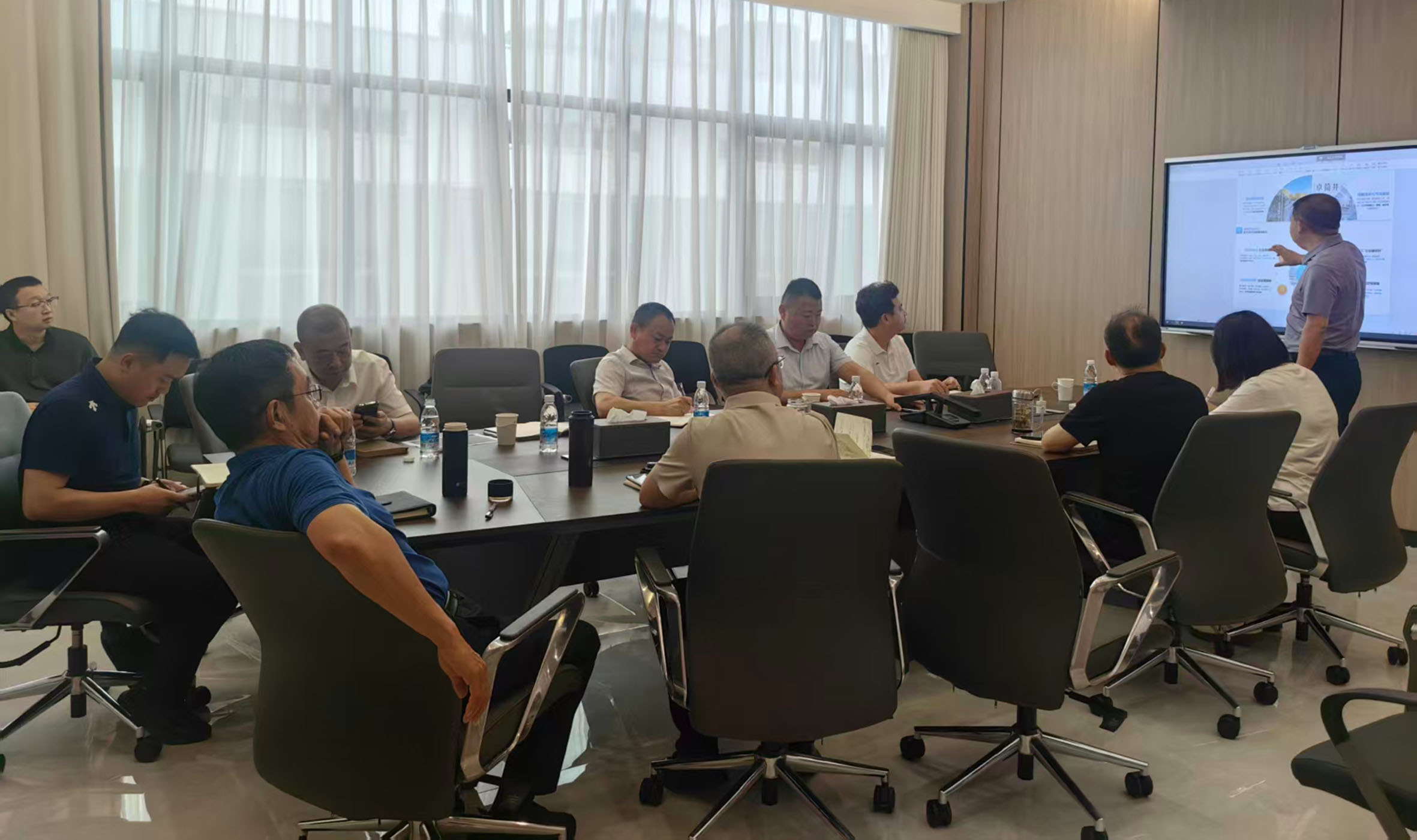 图片新闻